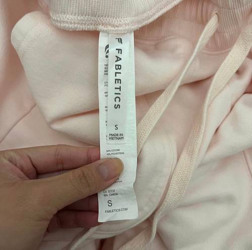 Fabletics NWOT  Light Pink Nyla Cargo Pant Joggers Sweatpants Size Small