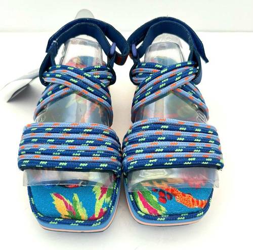 Farm Rio  Macaw Blue Strappy Platform Sandals Women's 8 NEW