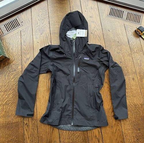 Patagonia  Women's Small Granite Crest Rain Jacket Carmine Black NWT