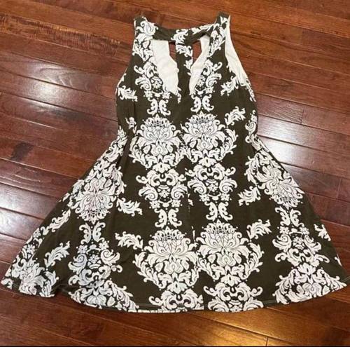 Alya Francesca’s  Baroque Key Hole dress size XS