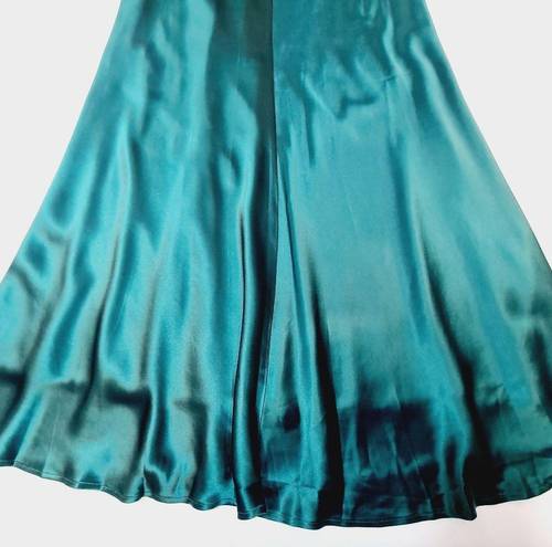 Lee SAU  Paula Dress in Emerald