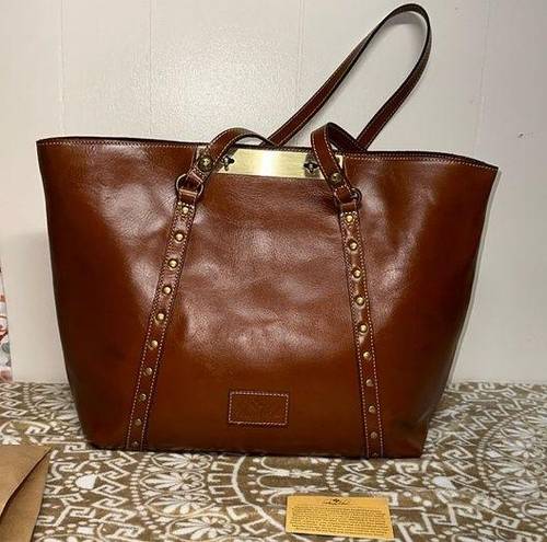 Patricia Nash Benvenuto Heritage Collection Leather Tote with dust bag NWT