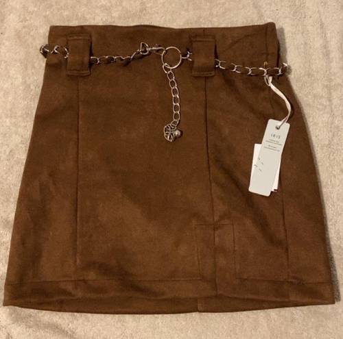 Iris Brown Skirt With Belt 