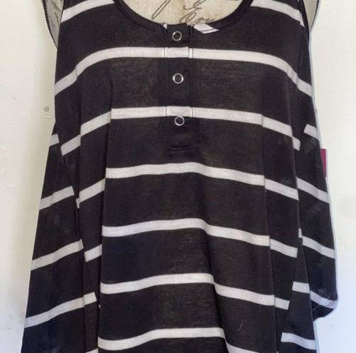 Poof  Excellence  Womens Blouse Tank Sz Small Striped Sleeveless Swing High Low