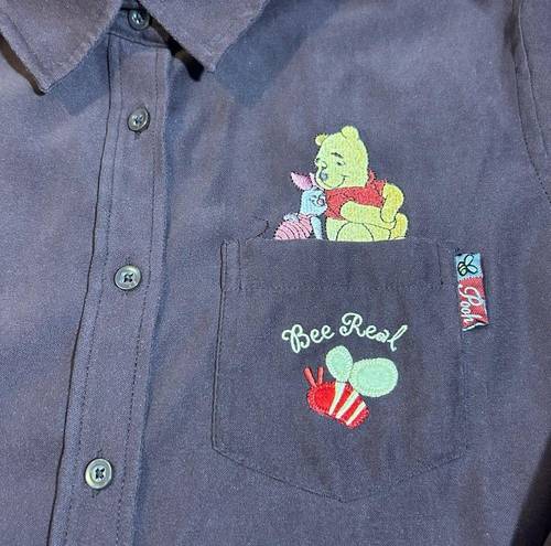 Disney Vintage  Winnie the Pooh Piglet Bee Real Button Down Shirt Maroon Size Med