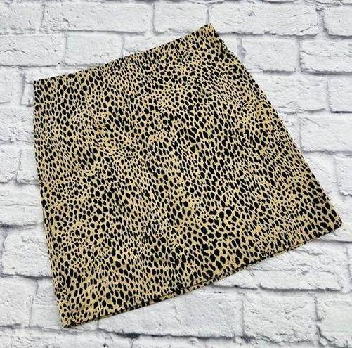 Brandy Melville  Mini Pencil Skirt Women's Size 3 Tan Black Leopard Print Stretch