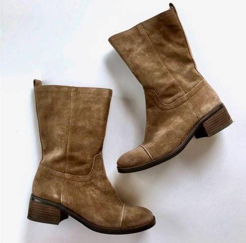 Jessica Simpson Quinn Suede Boot In Taupe