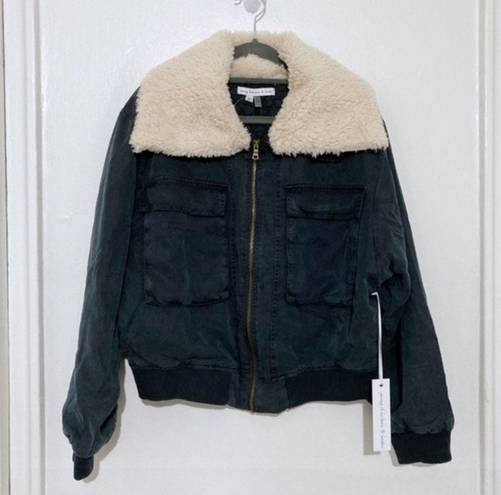 Young Fabulous and Broke  Earhart Sherpa Collar Cropped Puffer Jacket Size L NWT