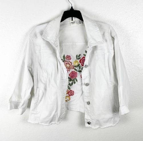 Rafaella  White Embroidered Frayed Hem Button Pockets Jean Jacket, Size Medium