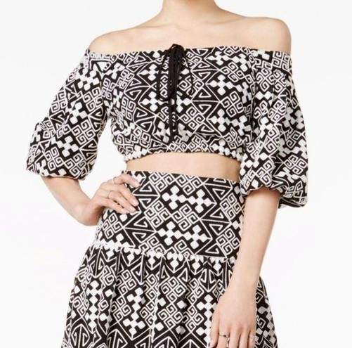 J.O.A. Mare Mare Off-The-Shoulder Crop Top