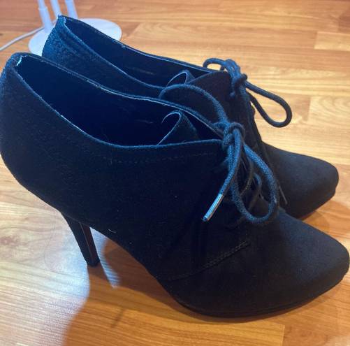 X-Appeal X•Appeal Black Suede Bootie Heels Size 39