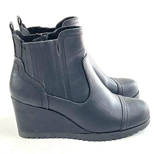 Khombu  Jane Wedge Booties - Size 8