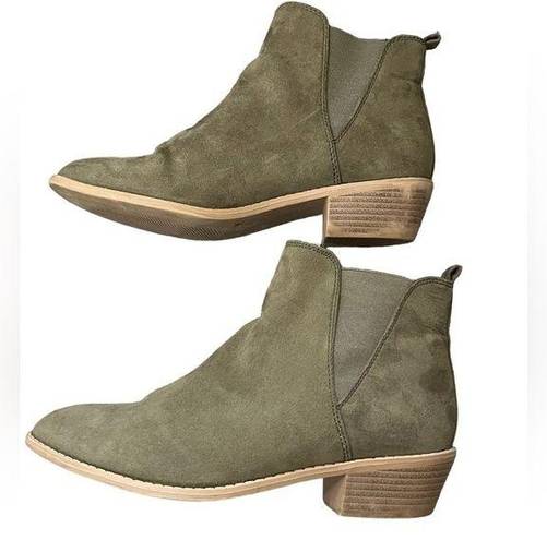 Dorothy Perkins  Green Suede Ankle Boots Size 6