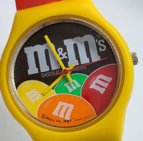 ma*rs M&M's 1987 Quartz analog 35mm Watch Candy Collectible by  up to 7” runs