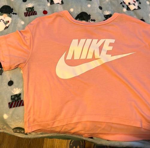 Nike Crop Tee