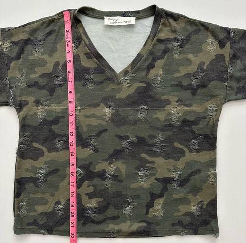 Vintage Havana  Women’s Short Sleeve Camo T-shirt Size S