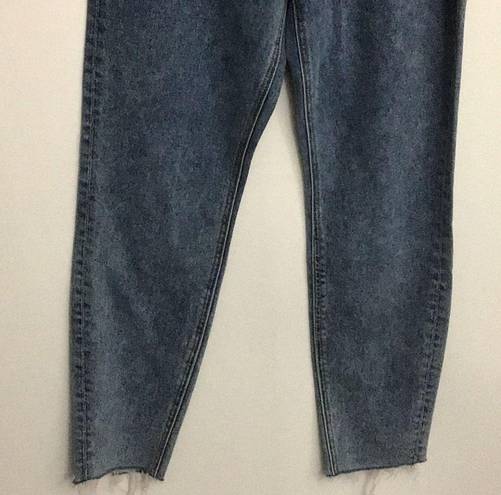 GRLFRND  Kendall Hi Rise Cropped Jean Sz 30 Easy St