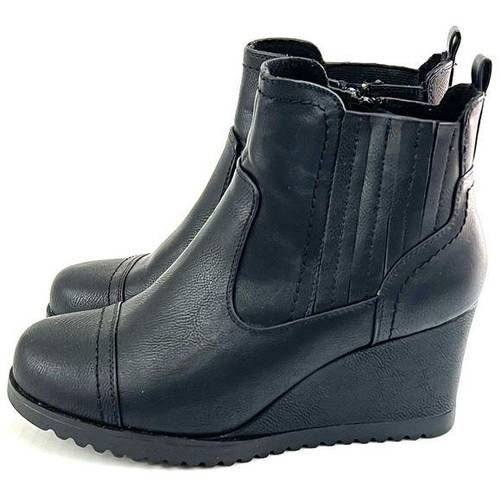 Khombu  Jane Wedge Booties - Size 8