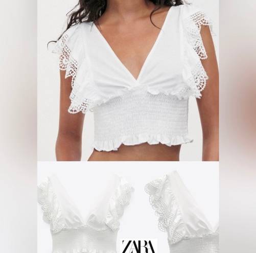 ZARA WHTE RUFFLED BLOUSE CROP TOP XS