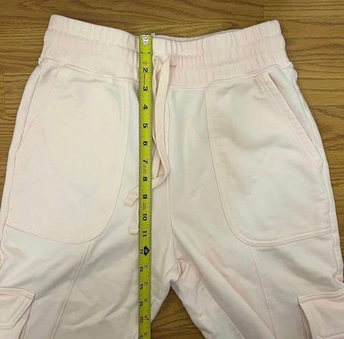 Fabletics NWOT  Light Pink Nyla Cargo Pant Joggers Sweatpants Size Small