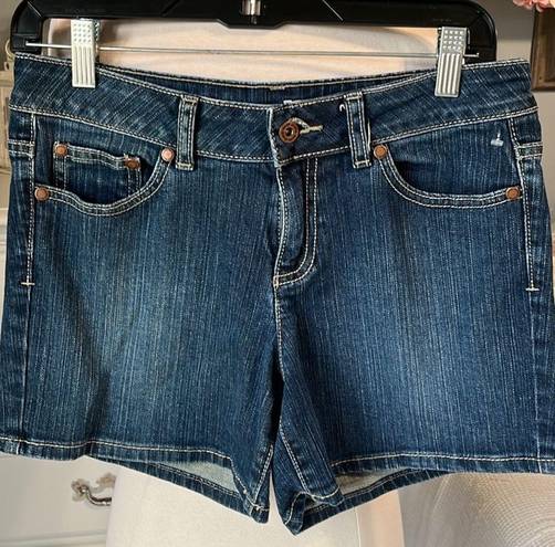 DKNY  Jeans Denim Shorts Womens 4