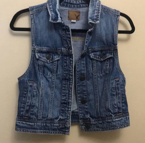 American Eagle America eagle jean vest size small