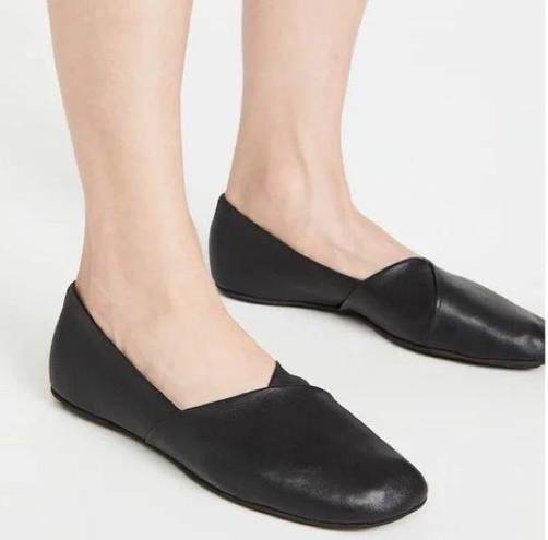 Rag and Bone  Ellory black sheepskin crossover square toe memory foam flats size 38