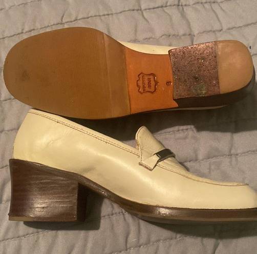 DKNY Cream colored  shoes