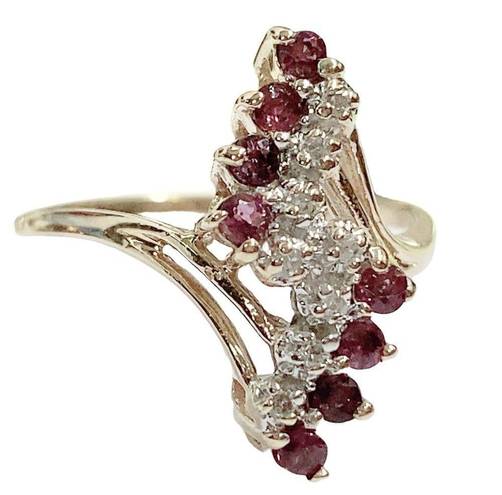 Ruby Garnet or Maybe  + Diamond 10K 10KT Yellow Gold Ring Sz 6