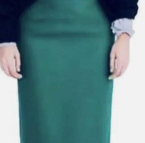 J.Crew  the pencil skirt in Kelly green size 4
