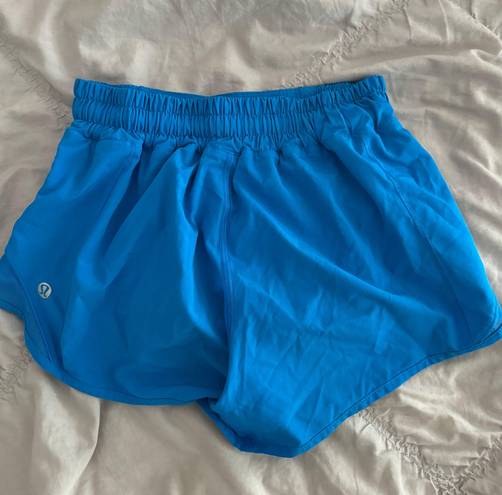 Lululemon Hotty Hot Low-Rise Lined Short 2.5