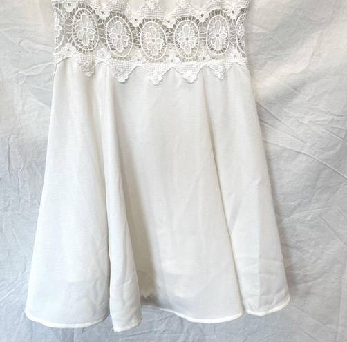 Divided H&M  | Lace Fit & Flare Dress with Appliqué Waist | White | Size: 2