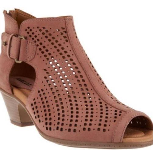 Earth Origins  Keri Dusty Rose Ankle Booties Size 8 Dusty Rose New in Box!