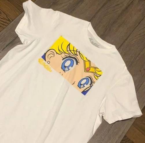 The Moon Sailor Tee - Like New!