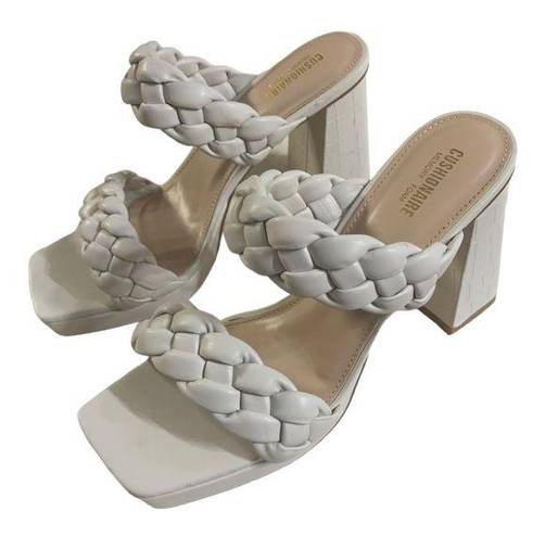 Cushionaire  womens 8.5 platform pumps braided white ivory braided heels basic su