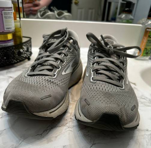 Brooks Ghost Running Shoes