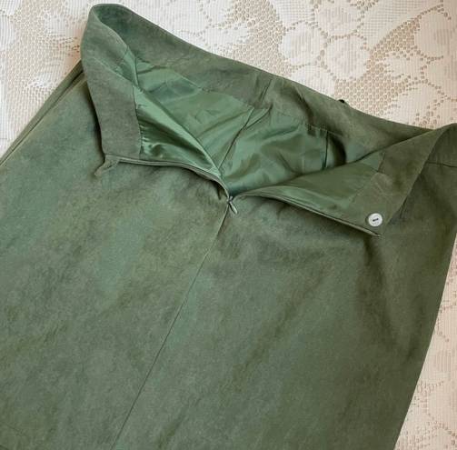 Dress Barn Vintage 90s  suede green Fall skirt