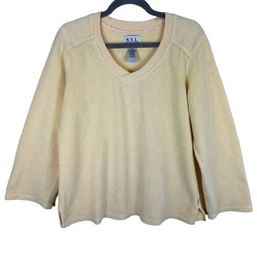 New York Laundry Vintage N. Y. L.  Pale Yellow V-Neck Pullover Fleece Size L