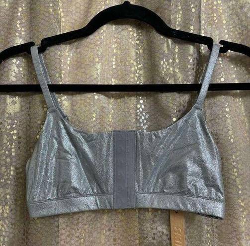 SKIMS  Fits Everybody Scoop Silver Shine Metallic Bralette Small NWT