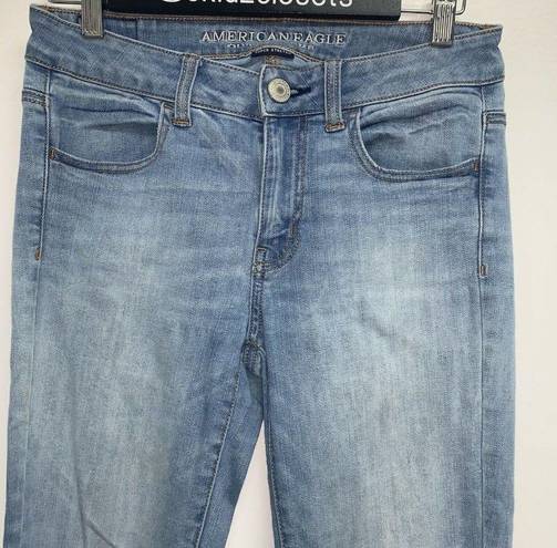 American Eagle  Super Stretch Jegging Womens Size 4 Long Jeans Light Wash