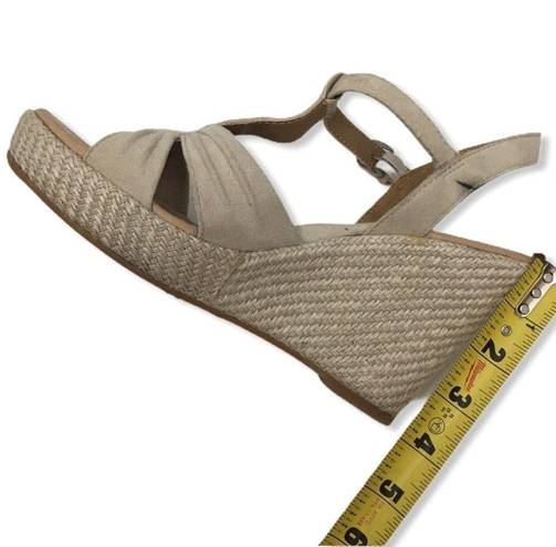 Born concept b.o.c  Beige T-Strap Suede Wedge