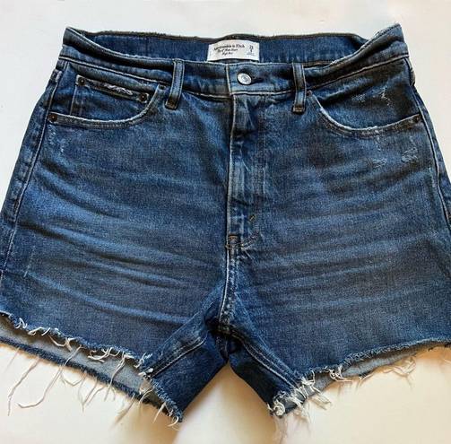 Abercrombie & Fitch  High Rise 4" Mom Short