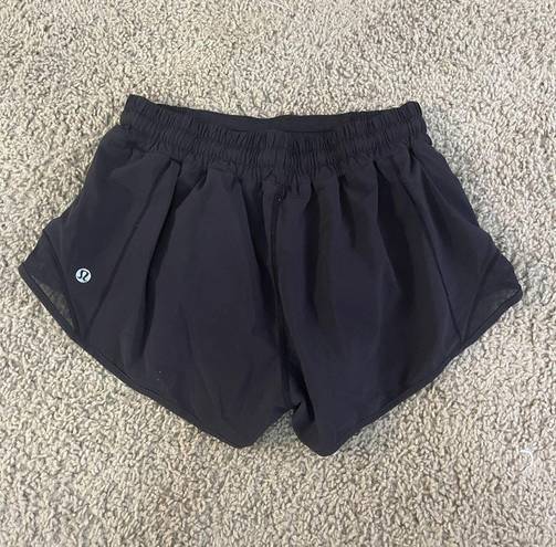 Lululemon Hotty Hot Short High-Rise 2.5”