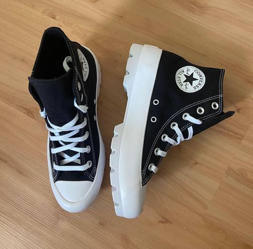 Converse Chuck Taylor All Star Lugged WOMEN'S HIGH TOP SHOE Size:7.5(38)