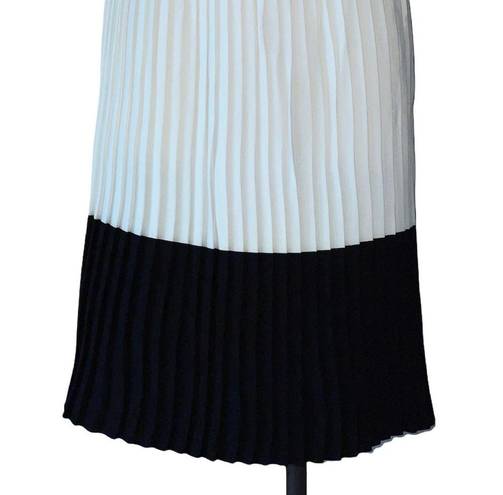 Rachel Zoe NWOT  Pleated ColorBlock Mini Skirt White Black Large