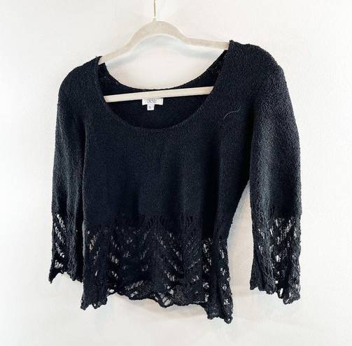 Cache  Scoopneck 3/4 Sleeve Lace Crochet Trim Bell Sleeves Top Black Large