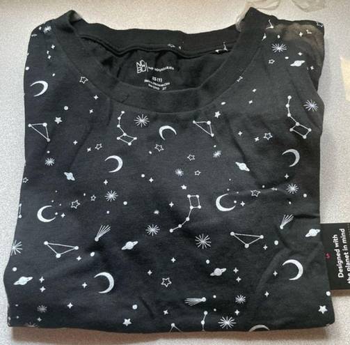 No Bo Nwt  Juniors x-small Ringer Tee Short‎ Sleeves Black Scoot Celestial