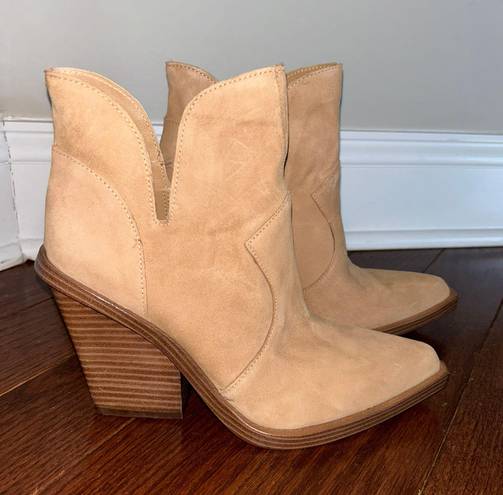 Jessica Simpson Tan Booties