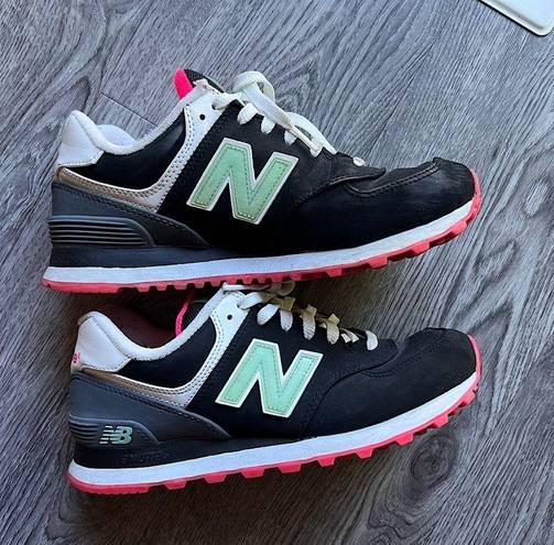 New Balance  574 Shoes (women's 9)