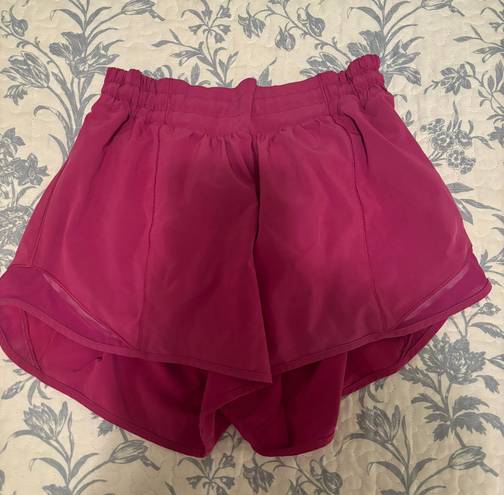 Lululemon Hotty Hot Short 4”